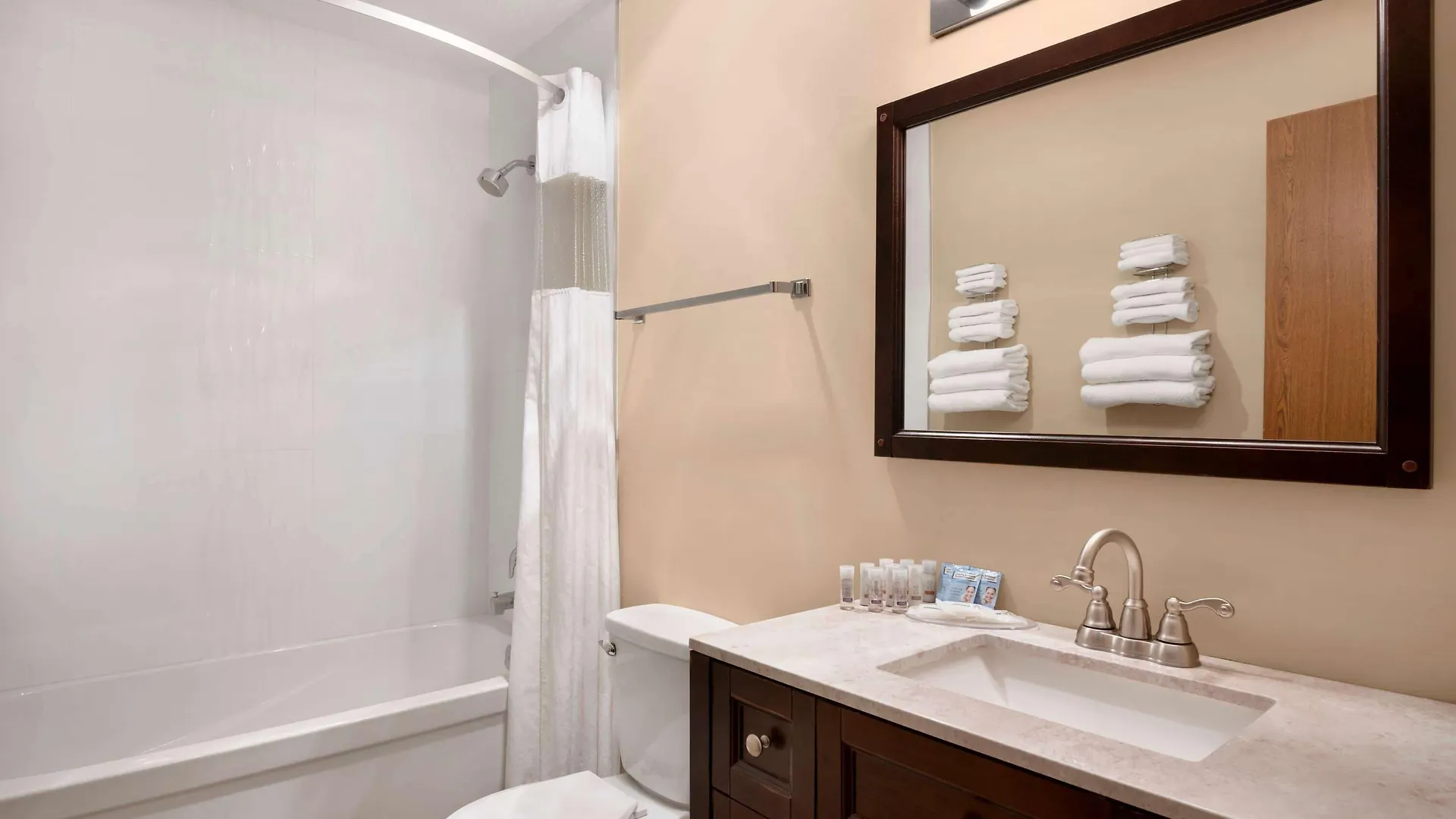 Days Inn By Wyndham Nanaimo Hotel