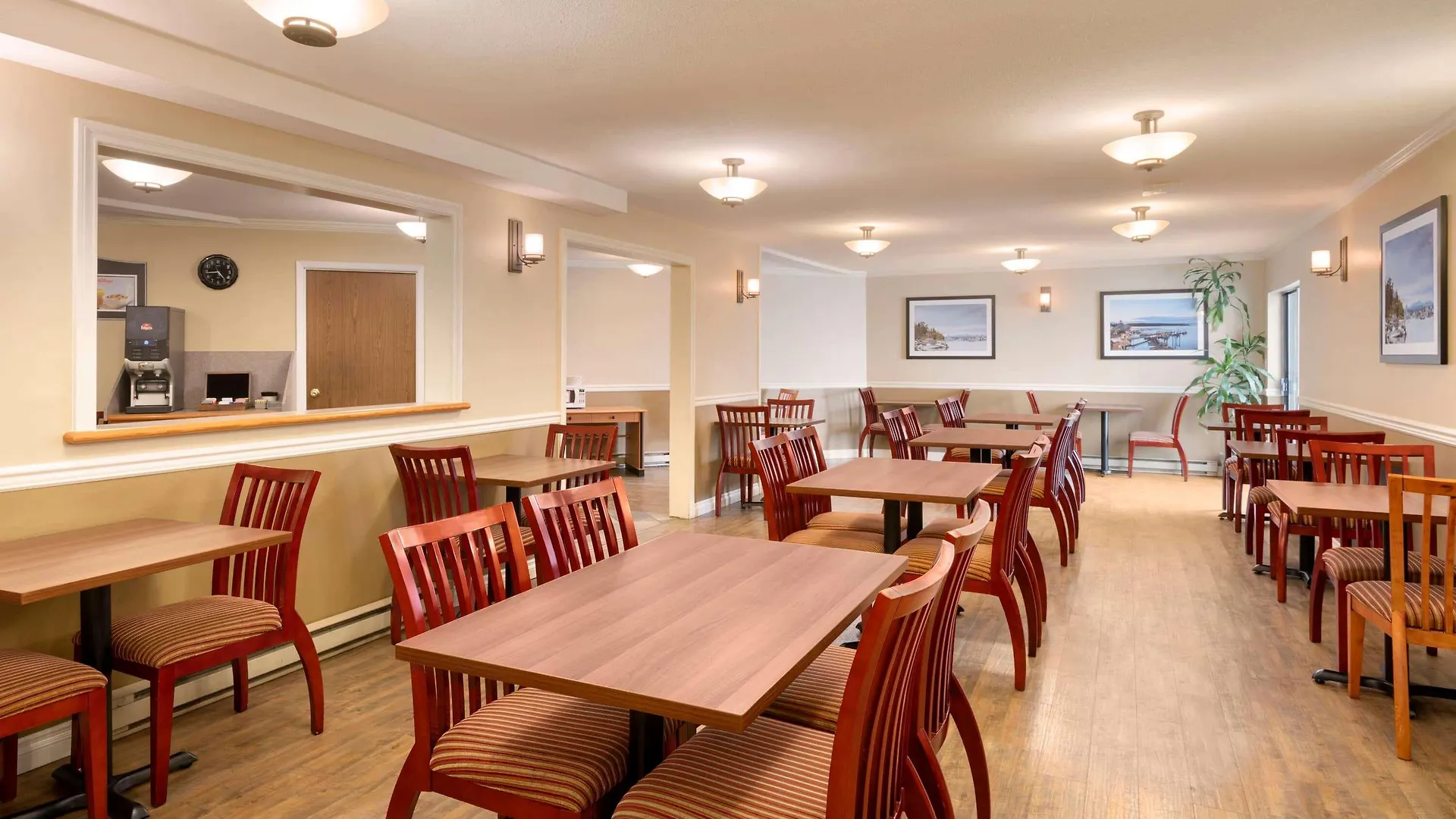 *** Hotel Days Inn By Wyndham Nanaimo Canada