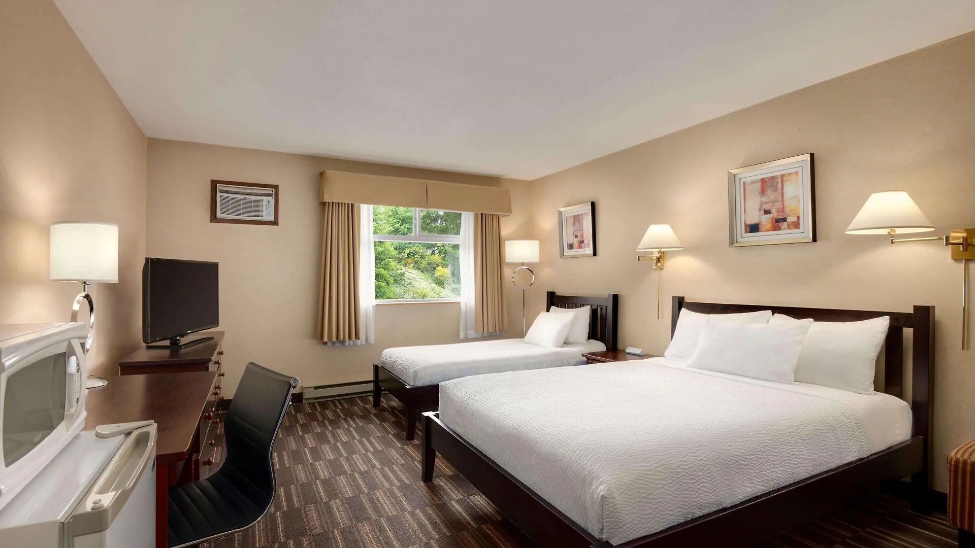 *** Hotel Days Inn By Wyndham Nanaimo Canada