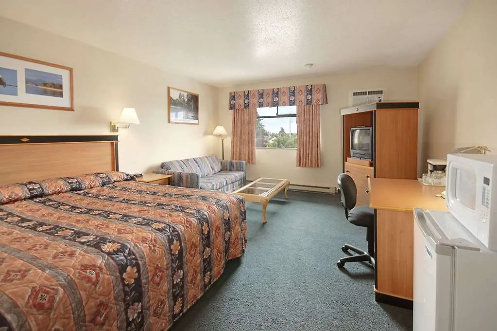 Days Inn By Wyndham Nanaimo Hotel